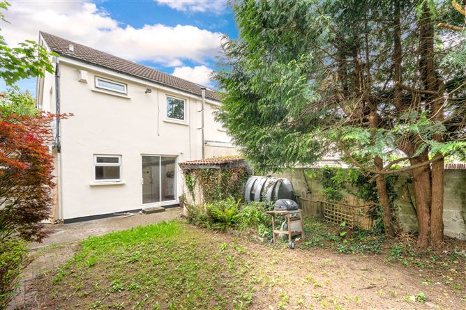 72 Llewellyn Grove, Rathfarnham, Dublin 16