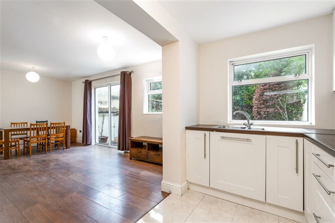 72 Llewellyn Grove, Rathfarnham, Dublin 16