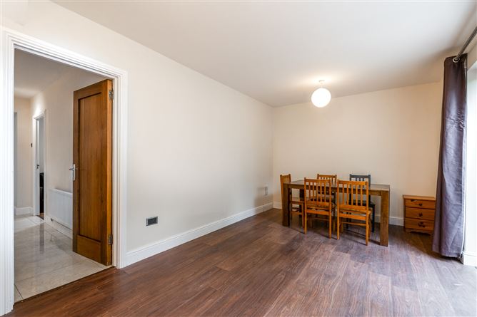 72 Llewellyn Grove, Rathfarnham, Dublin 16