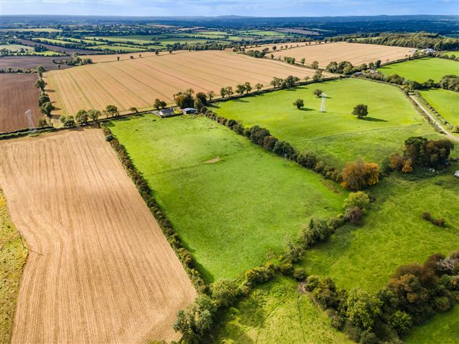 Detached Residence, Yard & C.9 Acres At, Mullagha, Slane, County Meath