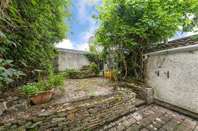 3 Rathlawns, Rathcoole, Co. Dublin