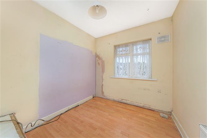 3 Rathlawns, Rathcoole, Co. Dublin