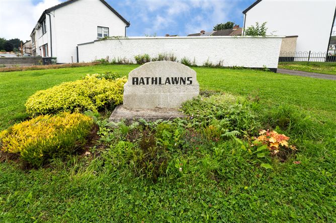 3 Rathlawns, Rathcoole, Co. Dublin