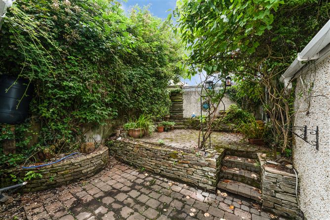 3 Rathlawns, Rathcoole, Co. Dublin