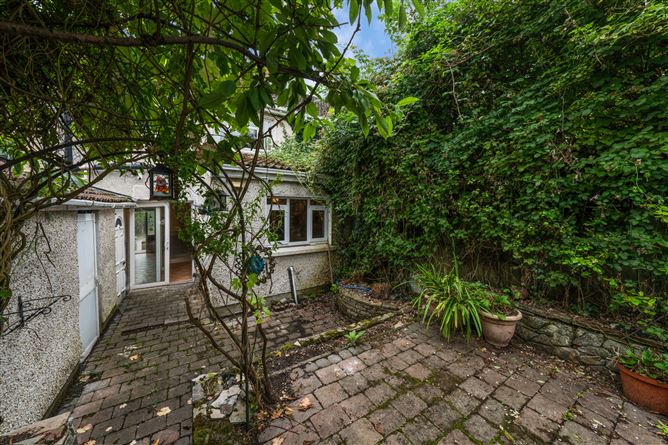 3 Rathlawns, Rathcoole, Co. Dublin