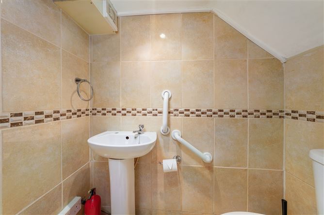 3 Rathlawns, Rathcoole, Co. Dublin