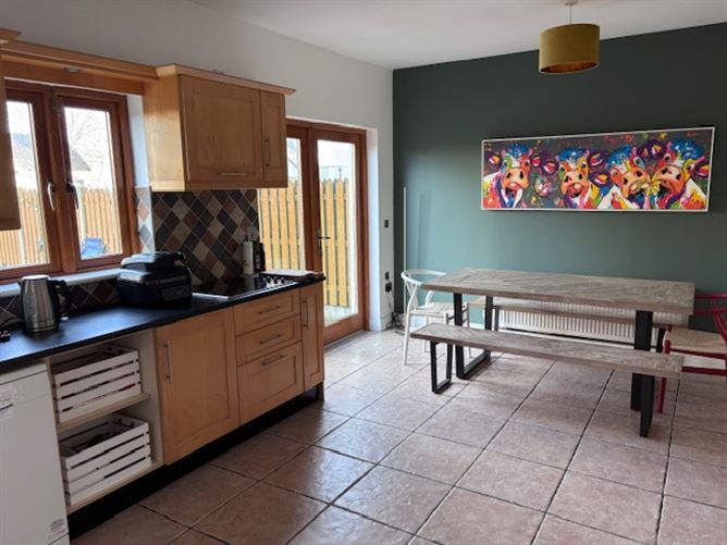 9 The Grange, Kilmore Village, Wexford