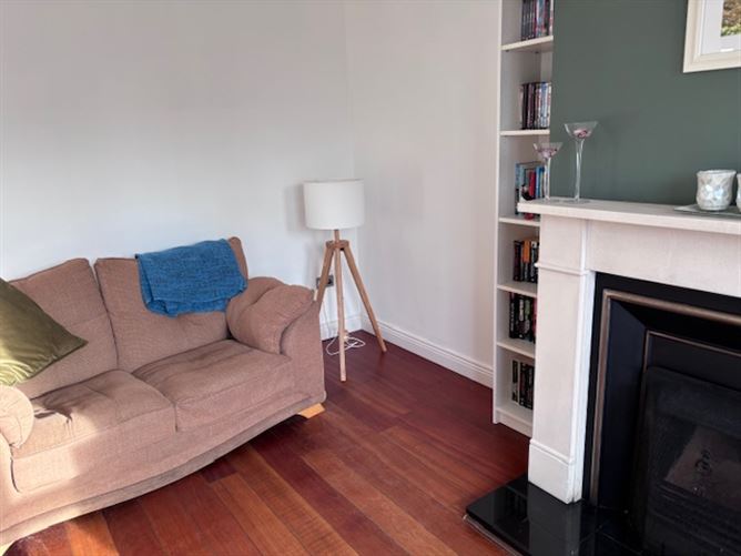 9 The Grange, Kilmore Village, Wexford