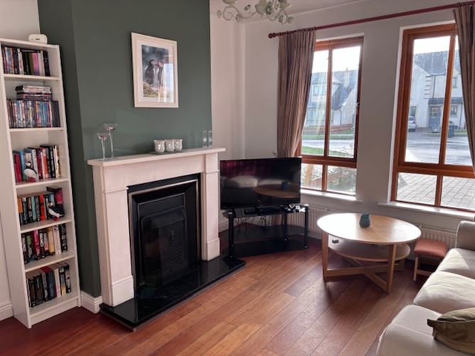 9 The Grange, Kilmore Village, Wexford