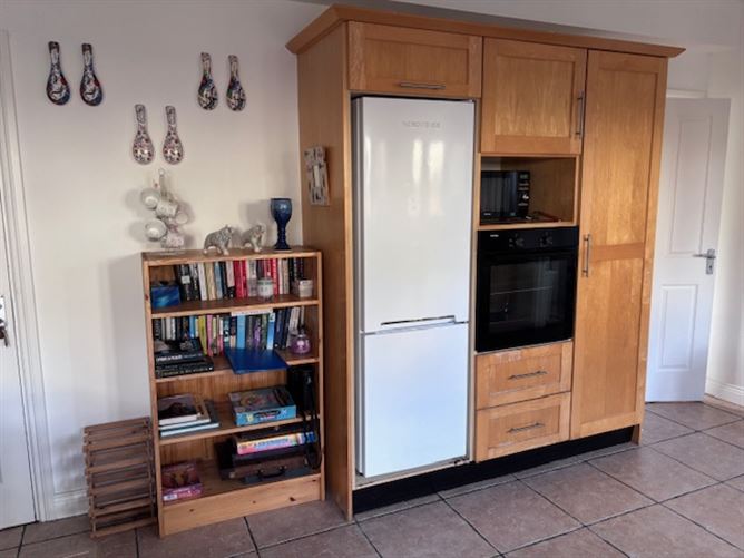 9 The Grange, Kilmore Village, Wexford