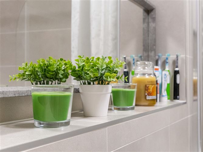 13 Elsmore Gate, Naas, Co. Kildare