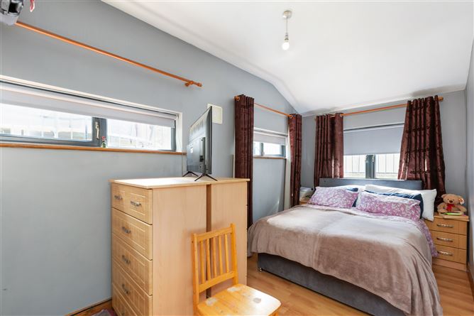 Photo 5 of 12 — 35 Killadreenan Close, Newtownmountkennedy, Wicklow
