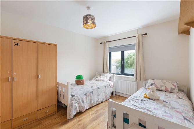 Photo 7 of 12 — 35 Killadreenan Close, Newtownmountkennedy, Wicklow