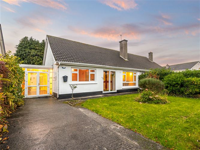 19 Mount Carmel, Newbridge, Co. Kildare, W12DK29