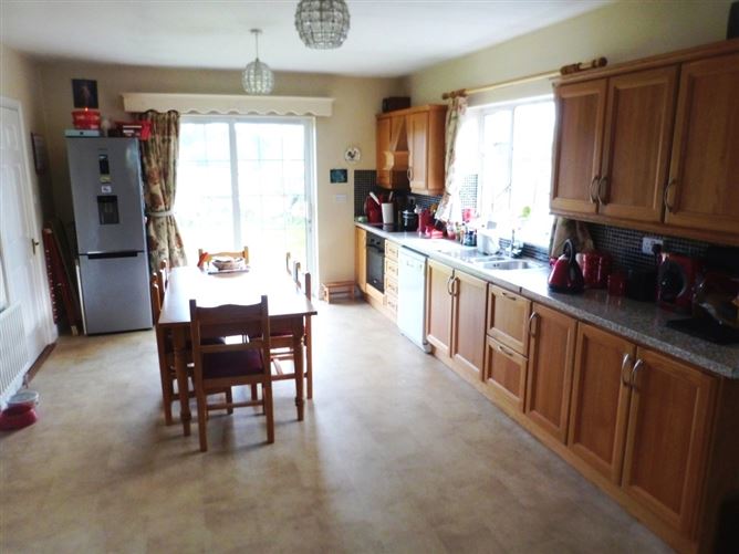 Cottage Row, Graiguenamanagh, Kilkenny - Donohoe Properties - 4430218 ...