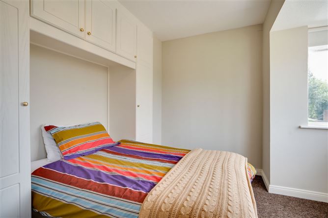 184 Woodfield, Scholarstown Road, Rathfarnham, Dublin 16