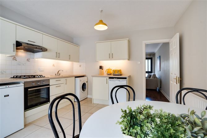184 Woodfield, Scholarstown Road, Rathfarnham, Dublin 16