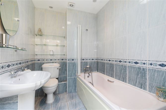 15 Luttrellstown Court, Castleknock, Dublin 15
