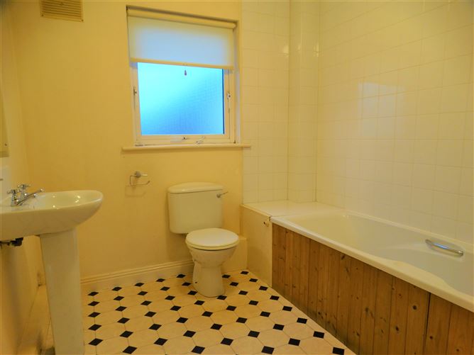 32 Lintown Avenue, Johnswell Road, Kilkenny, Kilkenny