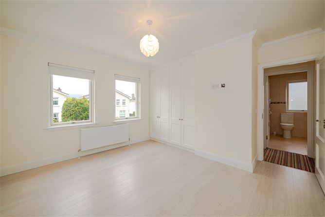 36 Westminster Lawns, Foxrock, Dublin