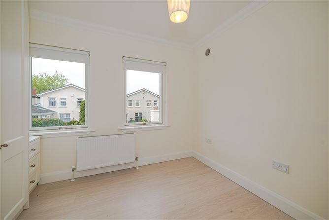 36 Westminster Lawns, Foxrock, Dublin