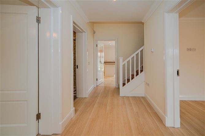 36 Westminster Lawns, Foxrock, Dublin