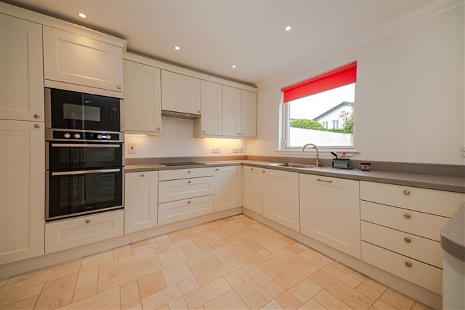 36 Westminster Lawns, Foxrock, Dublin