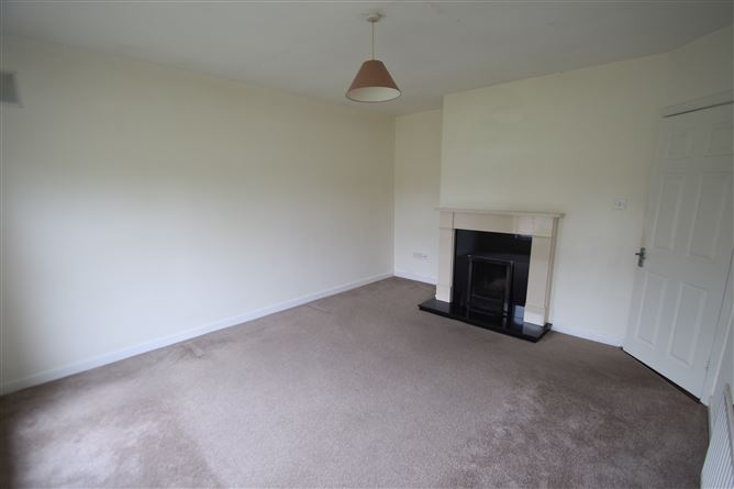 11 Castle Hill, Rock Road, Carrigaline, Cork
