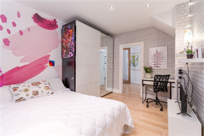 Caladh House, 3 Rathmichael Haven, Ferndale Road, Rathmichael, Dublin 18