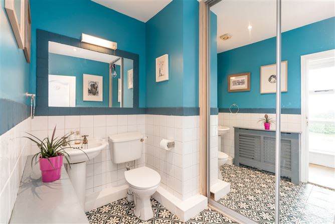 Caladh House, 3 Rathmichael Haven, Ferndale Road, Rathmichael, Dublin 18