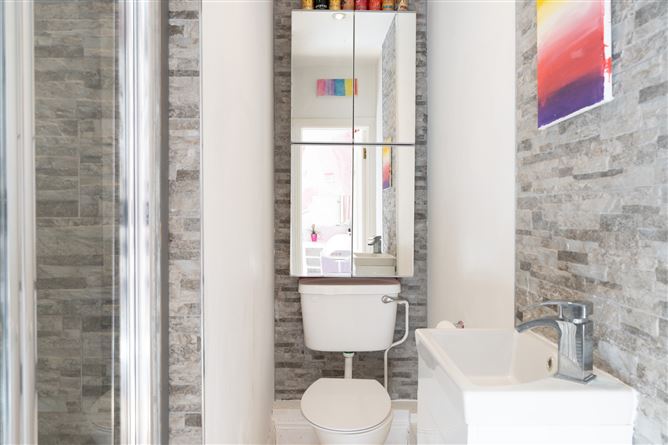 Caladh House, 3 Rathmichael Haven, Ferndale Road, Rathmichael, Dublin 18