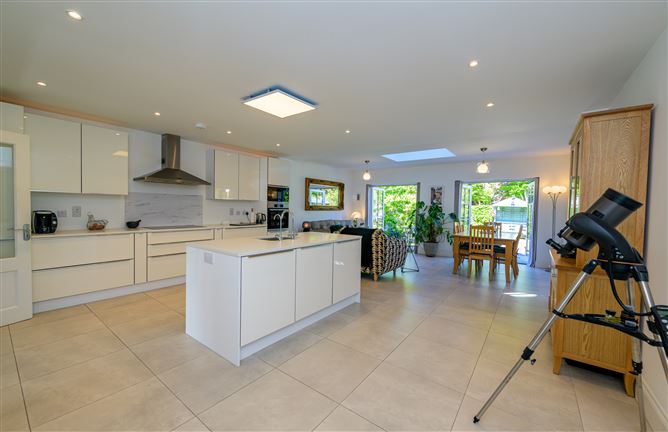 3 The Burrows, Eastham Road, Bettystown, Meath