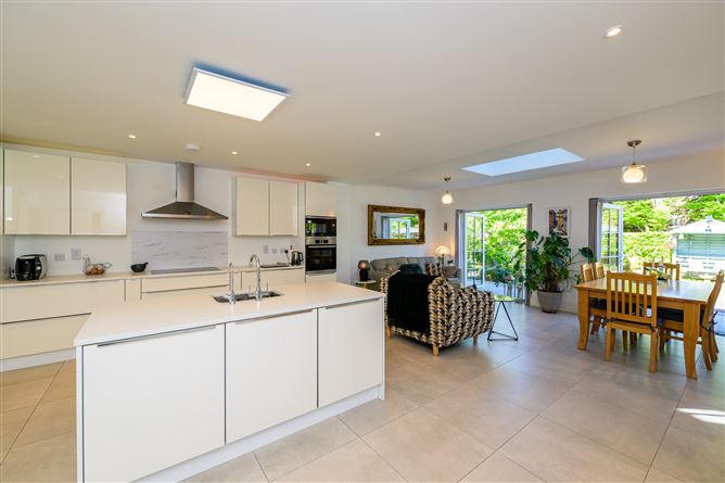 3 The Burrows, Eastham Road, Bettystown, Meath
