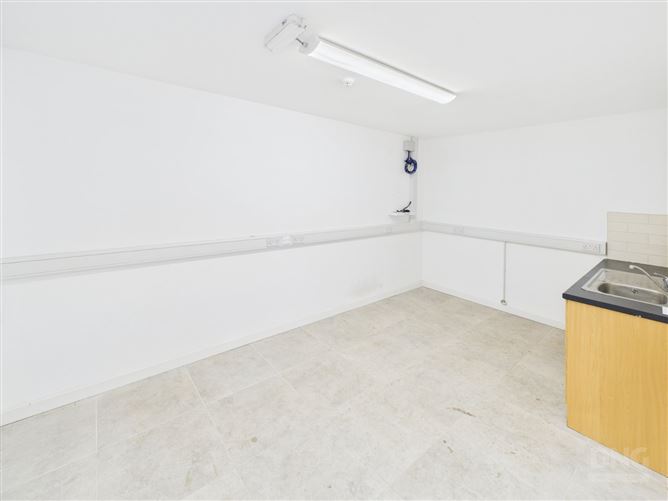 18C AXIS Business Park, Tullamore, Co. Offaly