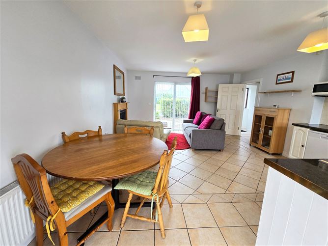 12 Cluain Uillin, Spanish Point Road, Miltown Malbay, Co. Clare