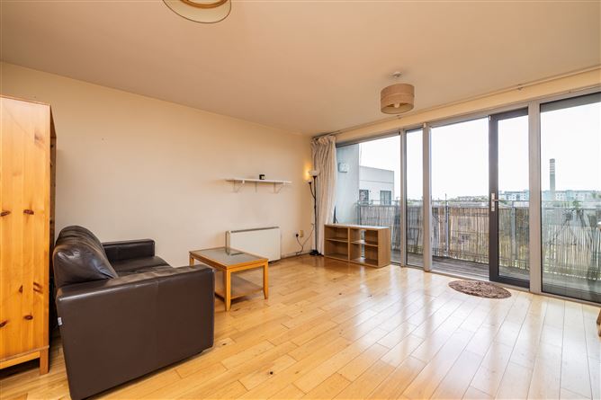 https://photos-a.propertyimages.ie/media/8/1/2/4949218/8d39d6c9-5ff5-46ff-bf9d-d3388a35edb3_l.jpg