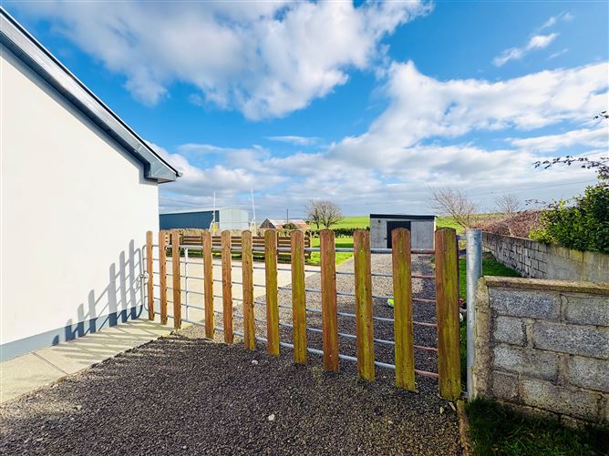 Tonaknock,, Abbeydorney, Kerry