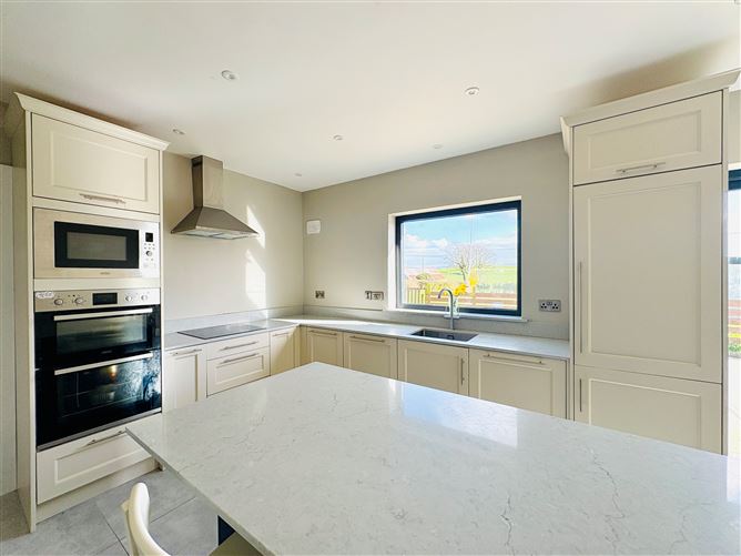 Tonaknock,, Abbeydorney, Kerry