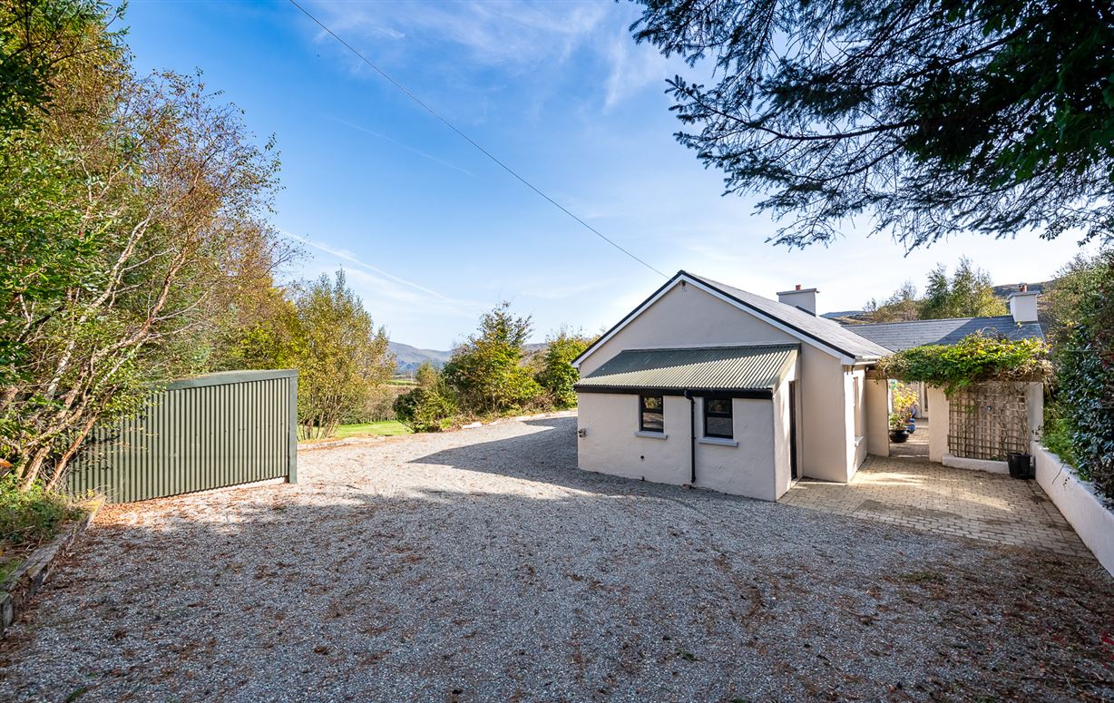 Rath, Bonane, Kenmare, Co. Kerry, V93 K0V3 Rath, Bonane, Kenmare, Co. Kerry, V93 K0V3