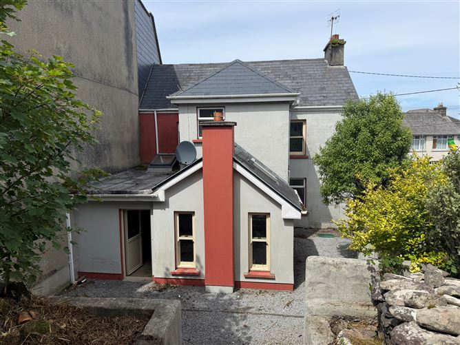 Photo 17 of 17 — Ballyferriter Village, Ballyferriter, Kerry