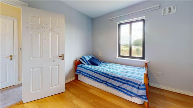 Photo 15 of 19 — No. 32 Chestnut Walk, Kilmuckridge, County Wexford