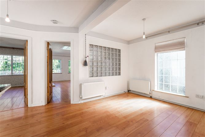 38 Prospect Lawn, The Park, Cabinteely,   Dublin 18