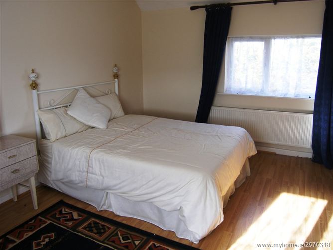 9 Balgriffin Cottages, off Malahide Road, Dublin 13