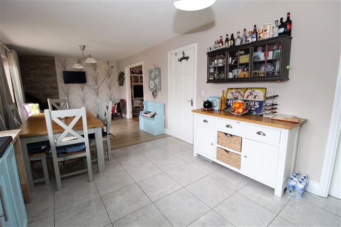 11 Graysmeadow, Cloghan, Co. Offaly