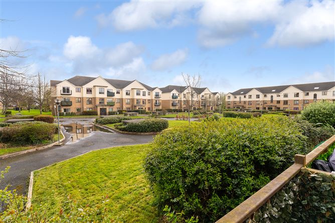 2 The Court, Larch Hill, Santry, Dublin 17