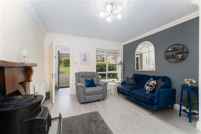 2 The Court, Larch Hill, Santry, Dublin 17