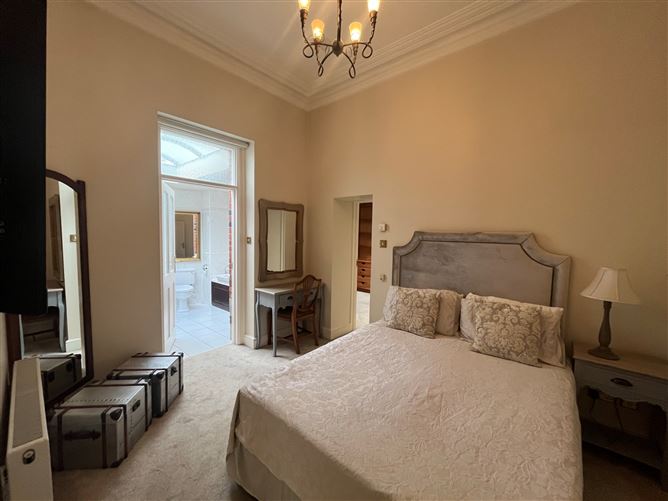 Ardilea Gate Lodge, Mount Anville Road, Mount Merrion, County Dublin