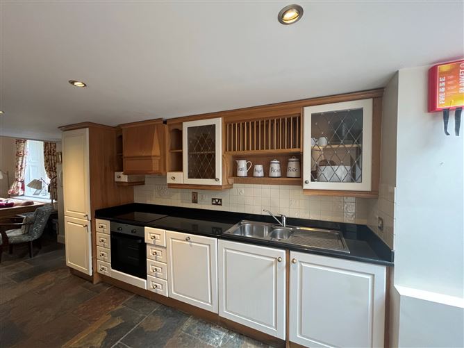 Ardilea Gate Lodge, Mount Anville Road, Mount Merrion, County Dublin