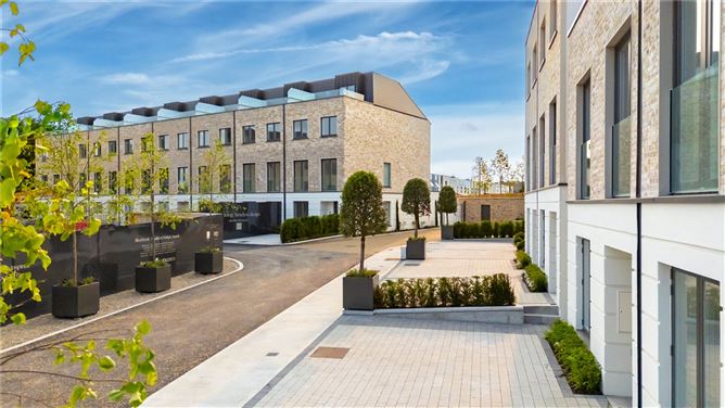 Silverbrook, Rathfarnham, Dublin 14
