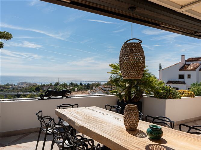 Spain, Marbella, Marbella Golden Mile - COSTA-00532P